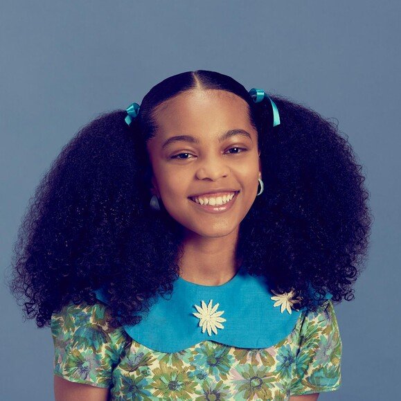 Behind-the-Scenes: Uncovering Cast Interviews and Exclusive Fun Facts